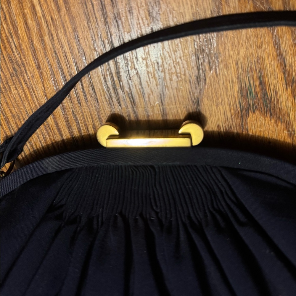VINTAGE PURSE